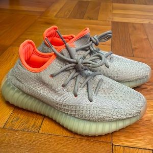 yeezy | 350 V2 ‘desert sage’